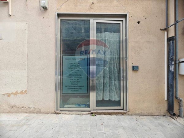 negozio in vendita a Siracusa in zona Centro Città