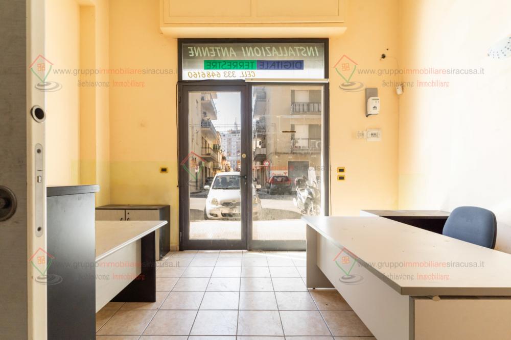 locale commerciale in vendita a Siracusa