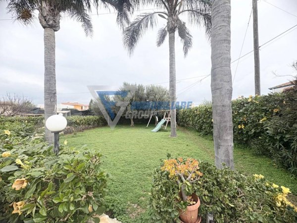 casa indipendente in vendita a Siracusa in zona Borgata