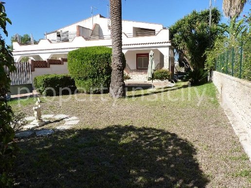 casa indipendente in vendita a Siracusa in zona Arenella