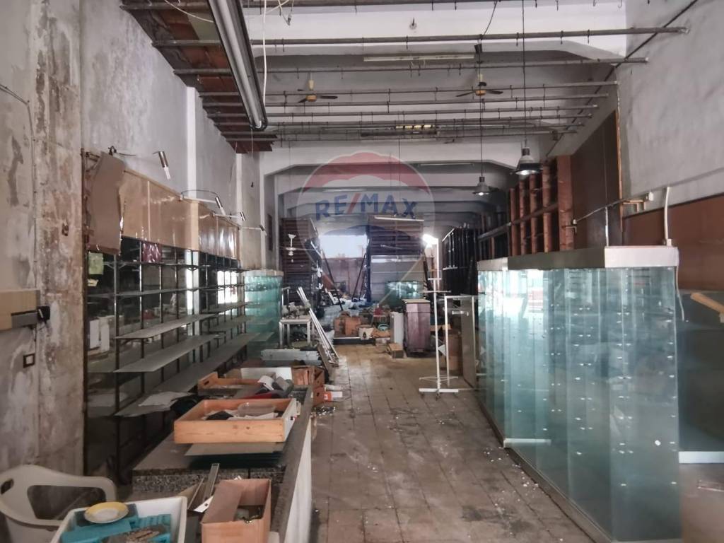 negozio in vendita a Siracusa in zona Centro Città