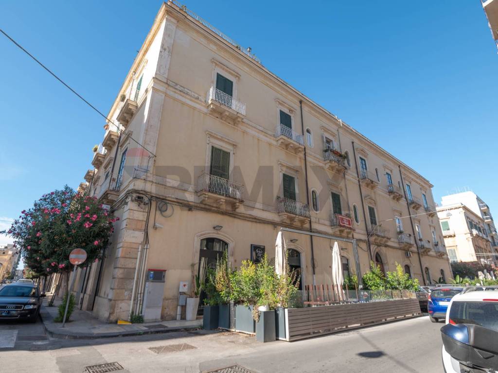 appartamento in vendita a Siracusa in zona Centro Città
