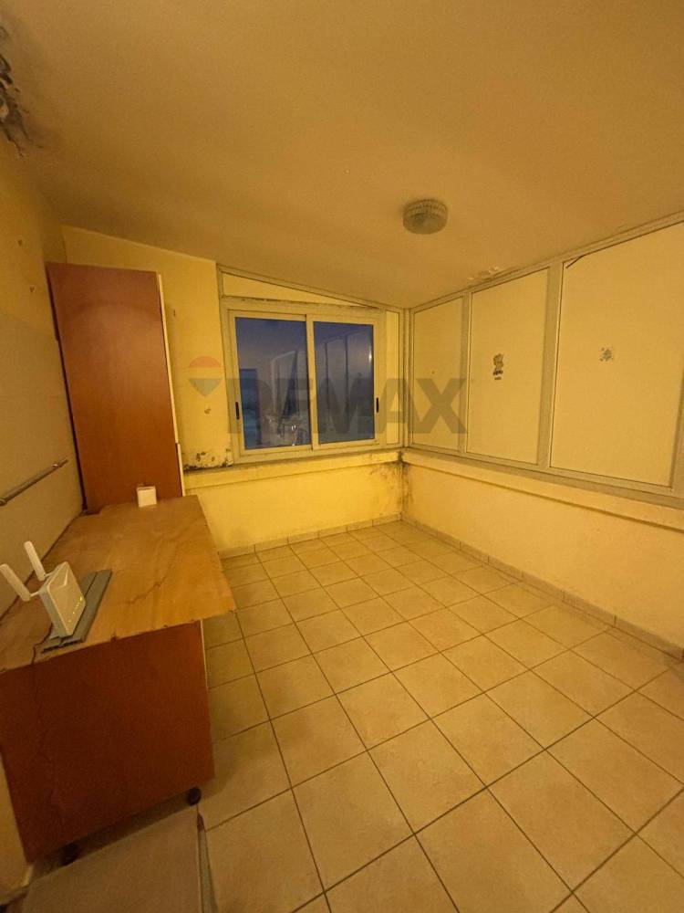 locale commerciale in vendita a Siracusa in zona Grottasanta