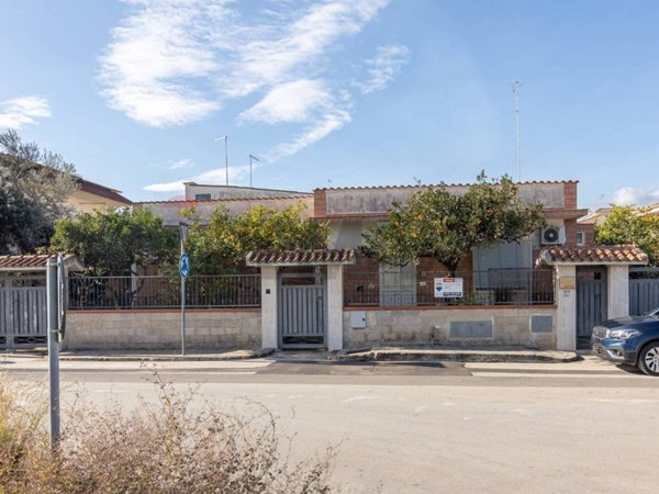 casa indipendente in vendita a Siracusa in zona Scala Greca