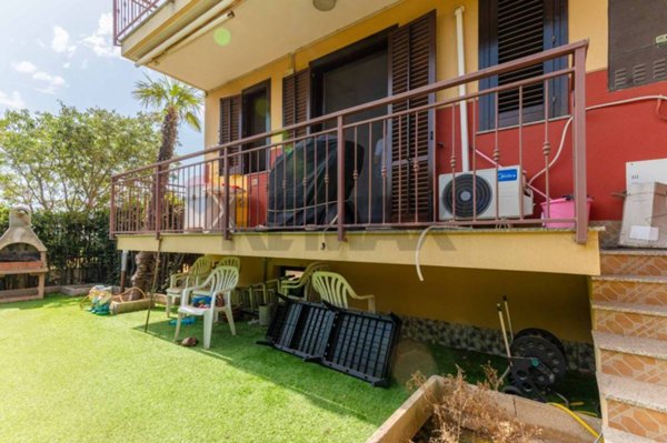 casa indipendente in vendita a Siracusa in zona Belvedere