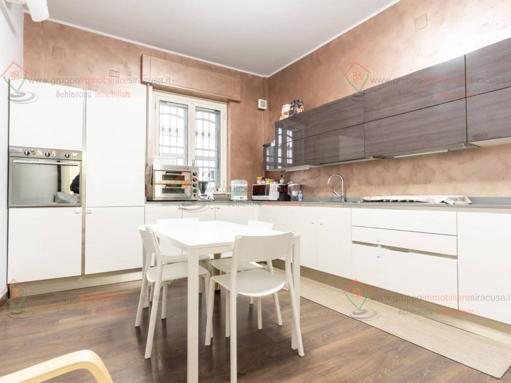 appartamento in vendita a Siracusa in zona Centro Città