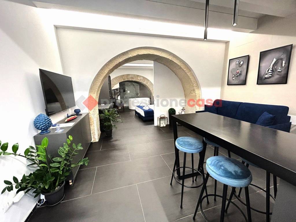 appartamento in vendita a Siracusa in zona Isola Ortigia