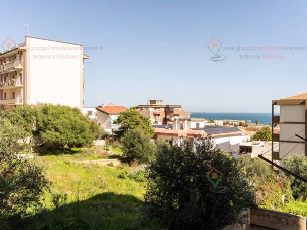 appartamento in vendita a Siracusa in zona Grottasanta