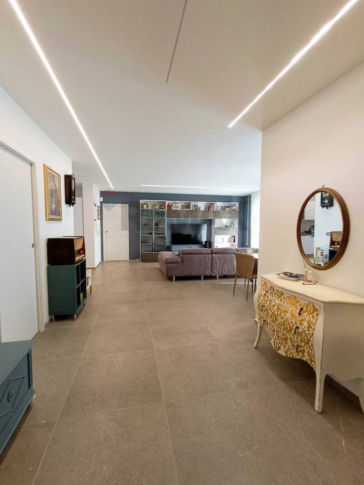 appartamento in vendita a Siracusa in zona Isola / Plemmirio