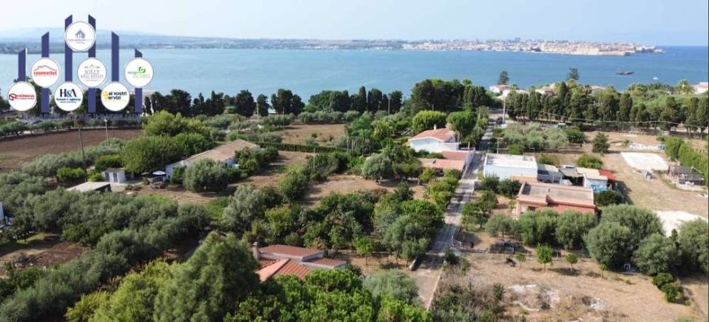 casa indipendente in vendita a Siracusa in zona Isola / Plemmirio