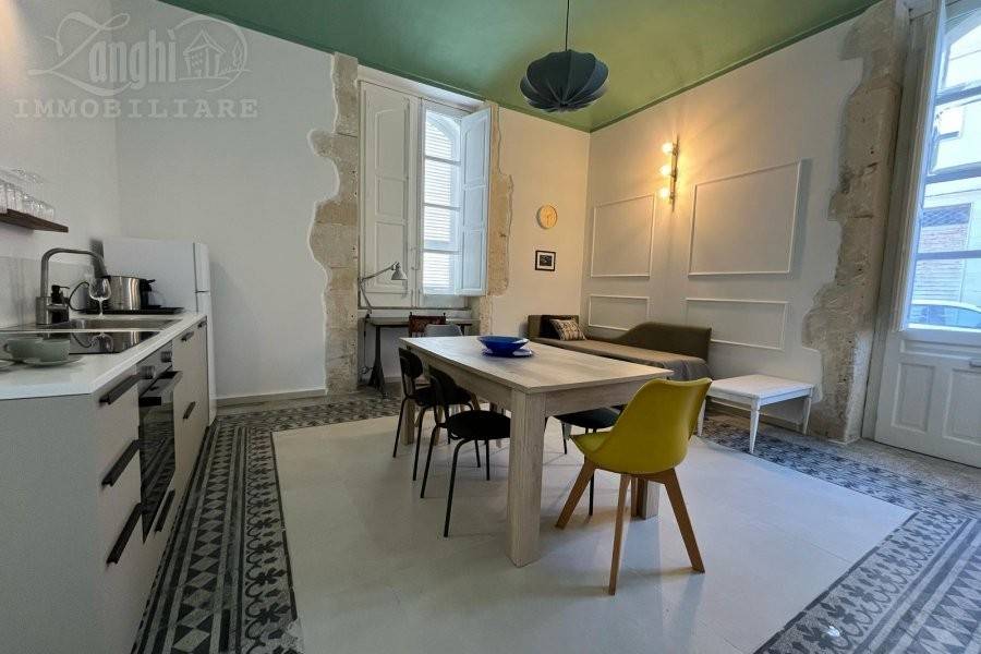 appartamento in vendita a Siracusa in zona Centro Città