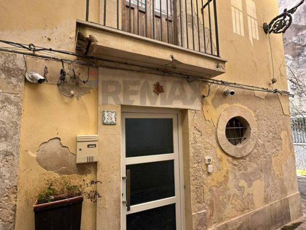 appartamento in vendita a Siracusa in zona Isola Ortigia