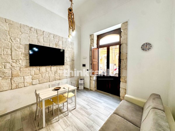appartamento in vendita a Siracusa in zona Borgata