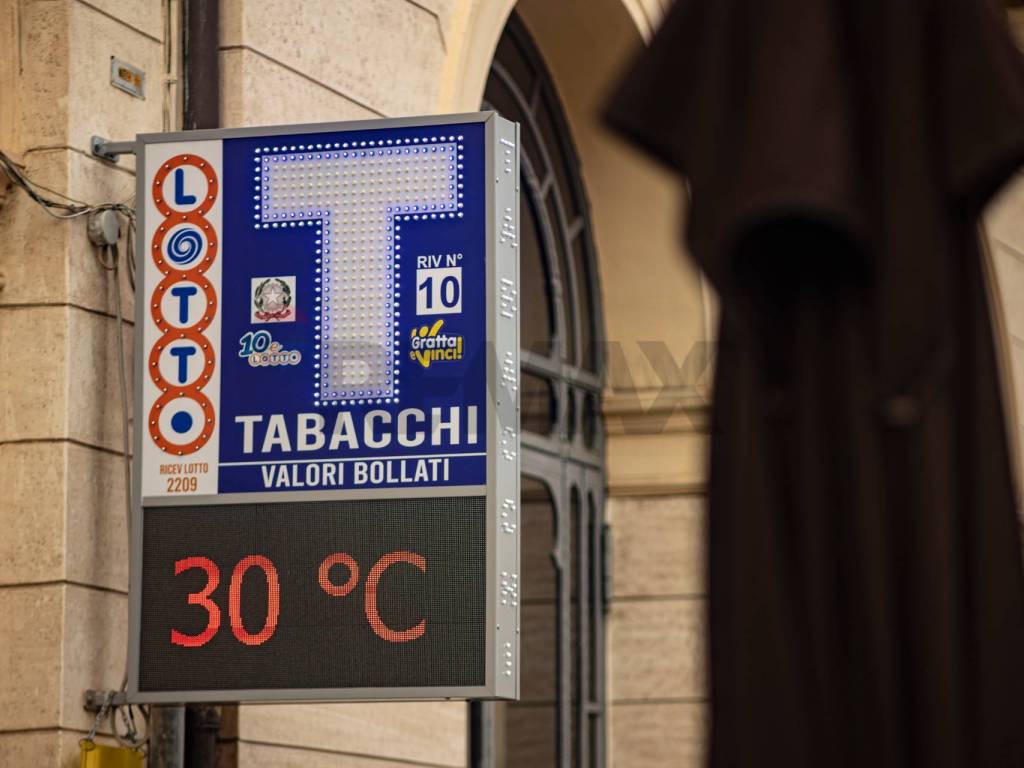 negozio in vendita a Siracusa in zona Grottasanta