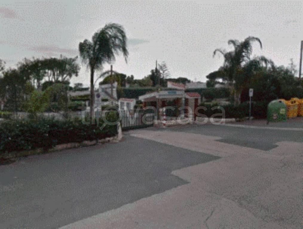 casa indipendente in vendita a Siracusa in zona Fontane Bianche