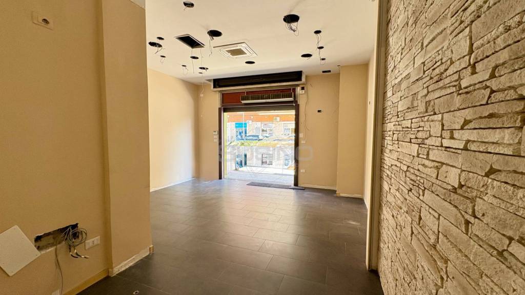 negozio in vendita a Siracusa