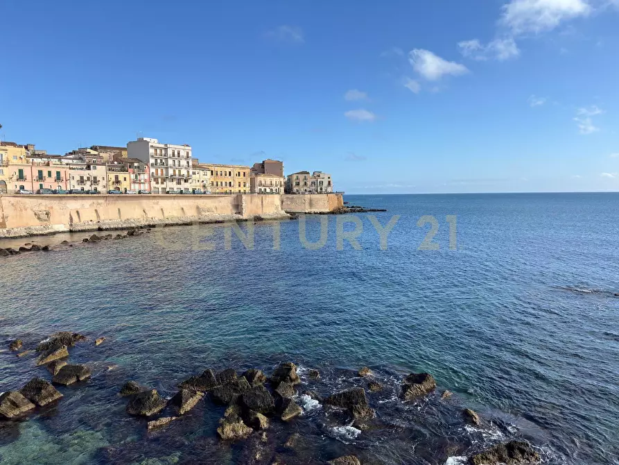 appartamento in vendita a Siracusa in zona Isola Ortigia