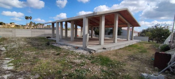 casa indipendente in vendita a Siracusa in zona Belvedere