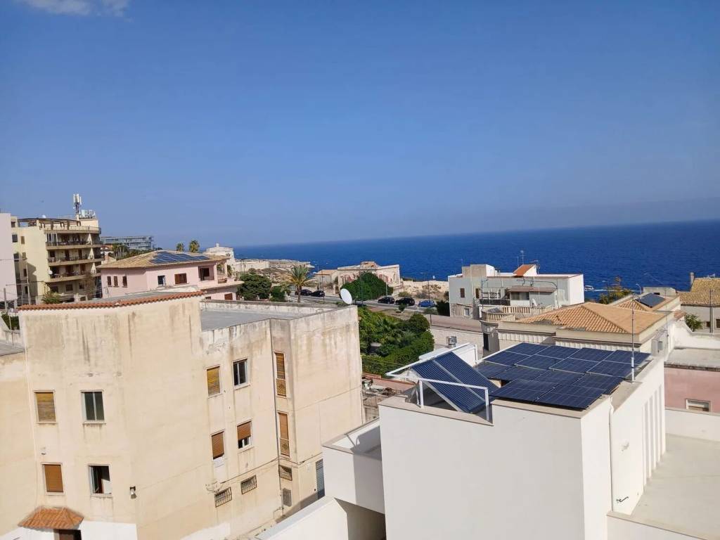 appartamento in vendita a Siracusa in zona Centro Città