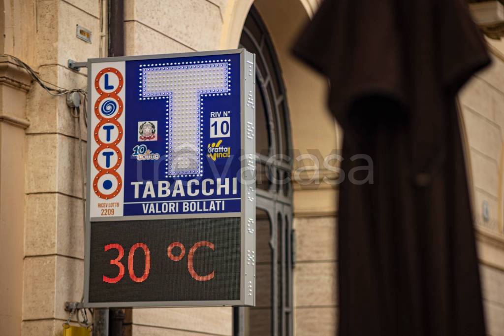 negozio in vendita a Siracusa in zona Grottasanta