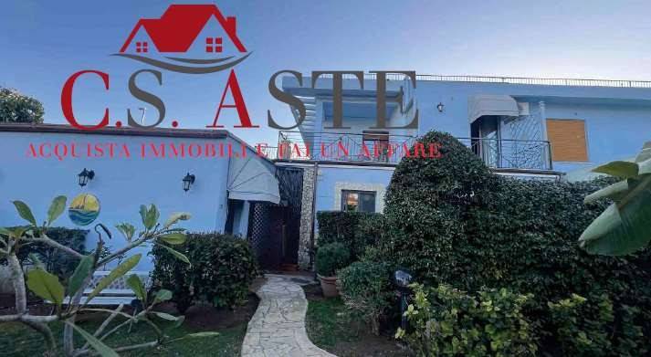 negozio in vendita a Siracusa in zona Fontane Bianche