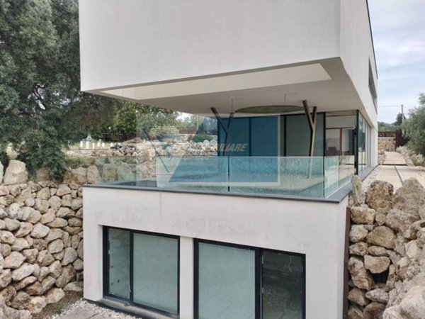 casa indipendente in vendita a Siracusa in zona Borgata