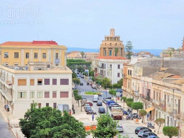 appartamento in vendita a Siracusa in zona Centro Città