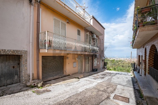 casa indipendente in vendita a Siracusa in zona Belvedere