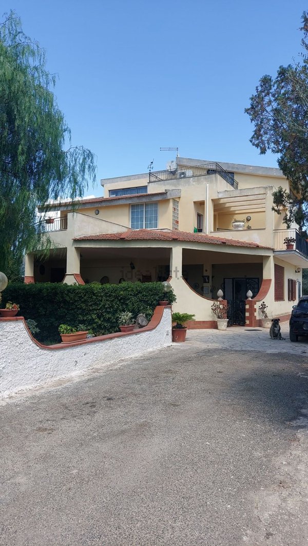 casa indipendente in vendita a Siracusa in zona Arenella