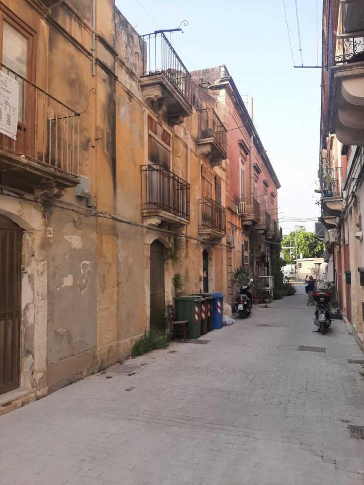 casa indipendente in vendita a Siracusa in zona Isola Ortigia