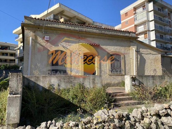 casa indipendente in vendita a Siracusa in zona Scala Greca