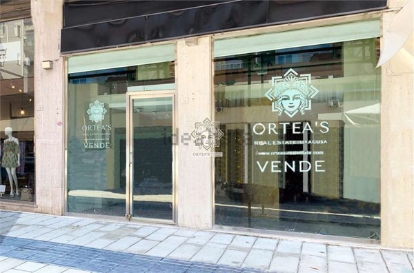 locale commerciale in vendita a Siracusa