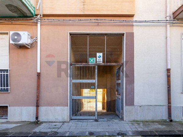 locale di sgombero in vendita a Siracusa in zona Borgata