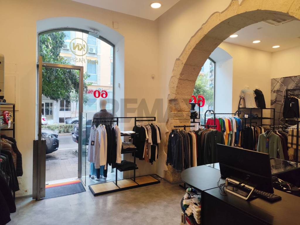 negozio in vendita a Siracusa in zona Centro Città