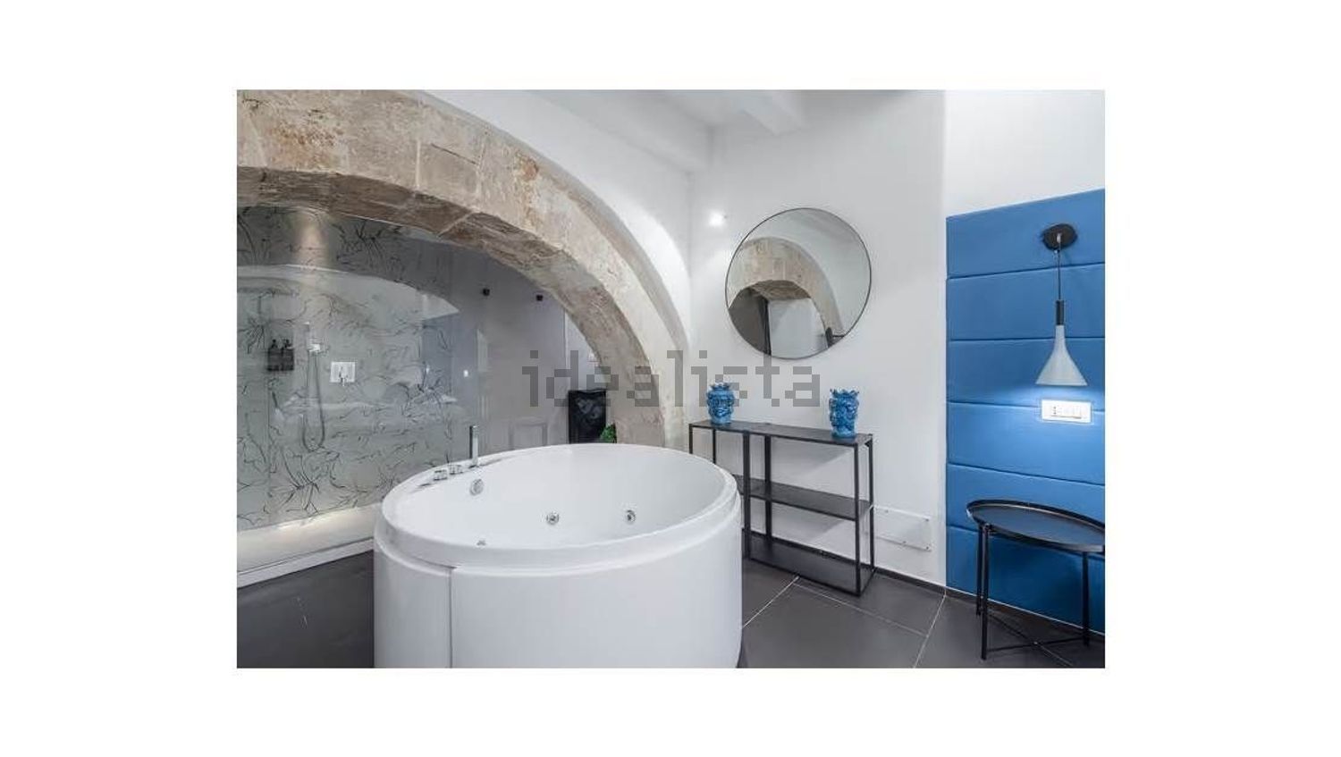 appartamento in vendita a Siracusa in zona Isola Ortigia