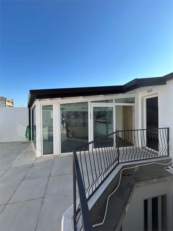 appartamento in vendita a Siracusa in zona Borgata