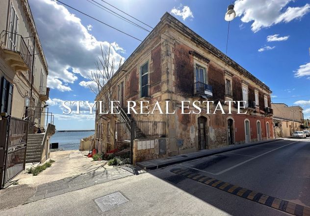 ufficio in vendita a Siracusa in zona Borgata
