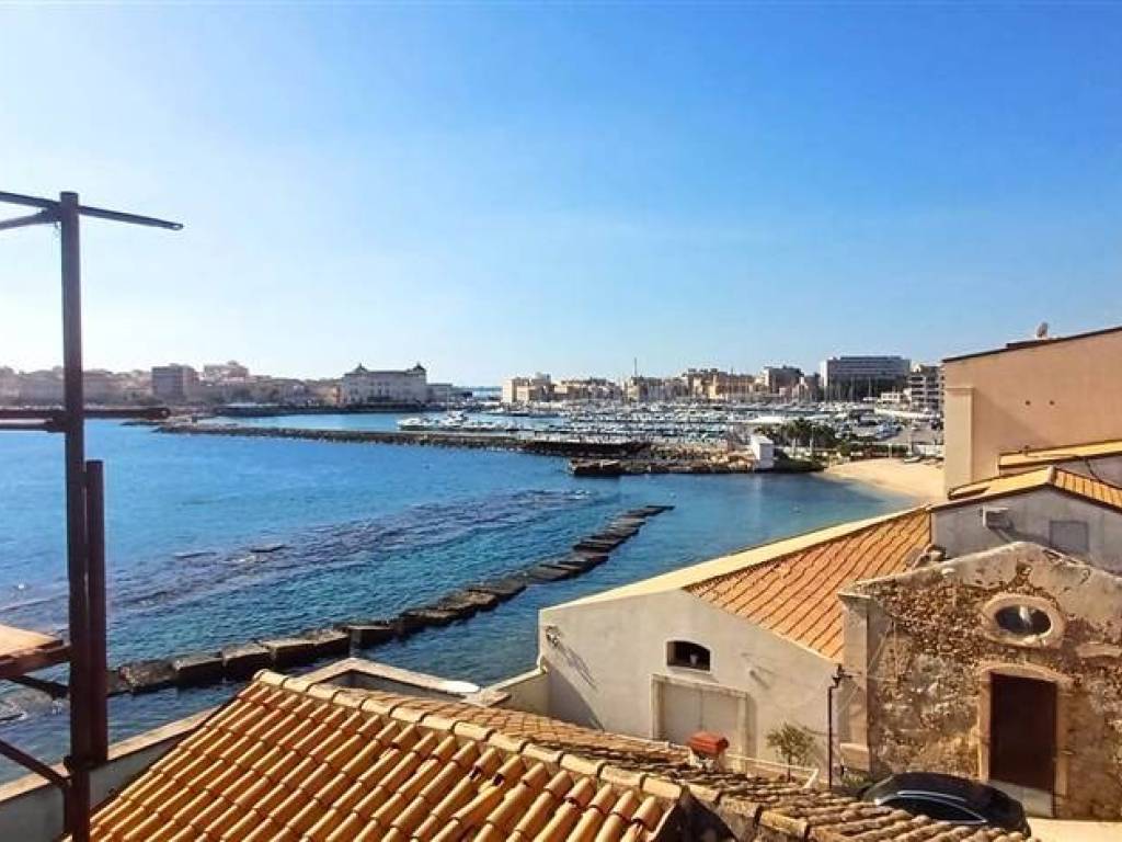 appartamento in vendita a Siracusa in zona Borgata