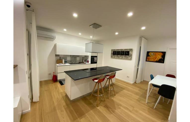 appartamento in vendita a Siracusa in zona Isola / Plemmirio