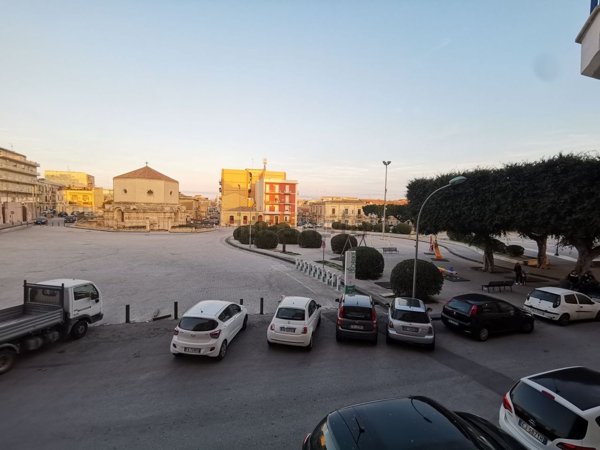 appartamento in vendita a Siracusa in zona Borgata