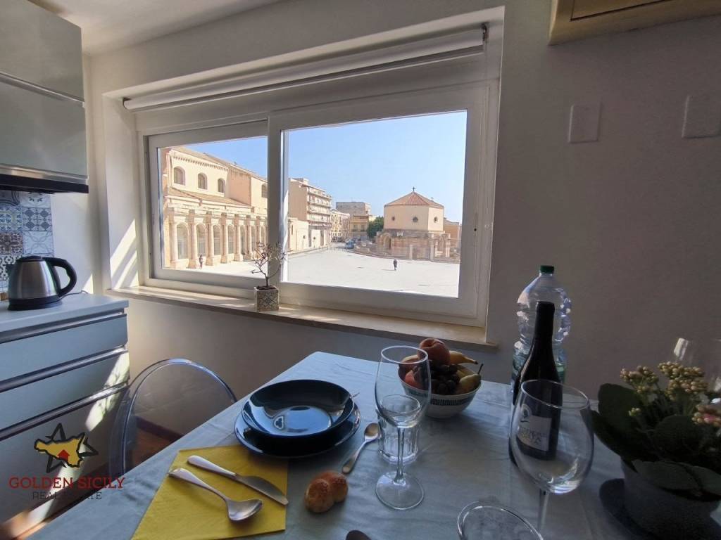 appartamento in vendita a Siracusa in zona Borgata