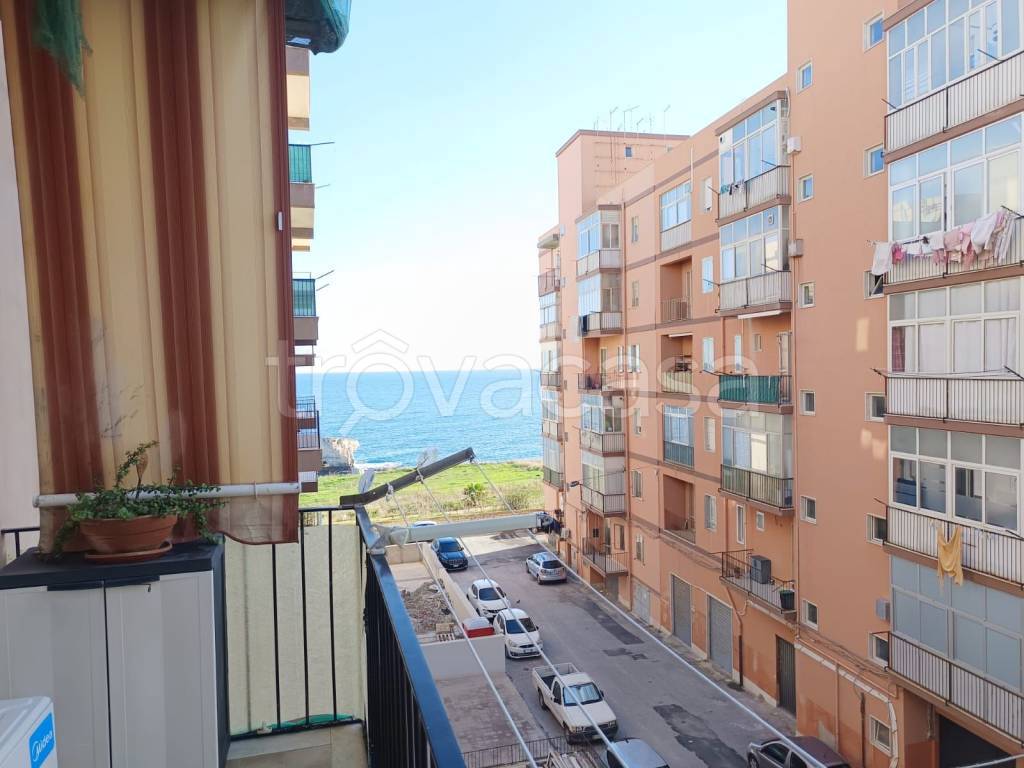 appartamento in vendita a Siracusa in zona Grottasanta