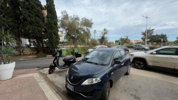 locale commerciale in vendita a Siracusa in zona Scala Greca