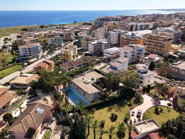 casa indipendente in vendita a Siracusa in zona Grottasanta