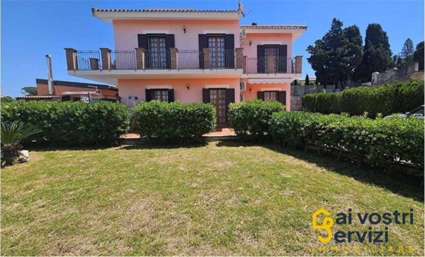 casa indipendente in vendita a Siracusa in zona Isola / Plemmirio