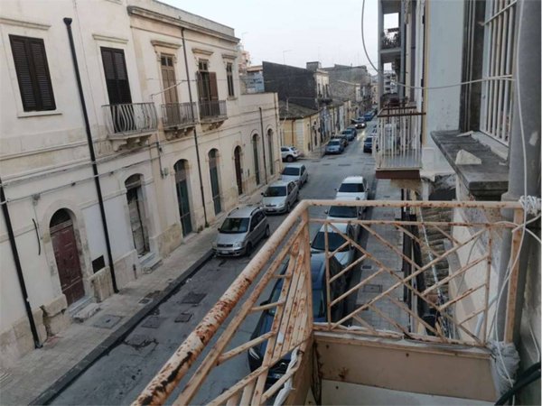 appartamento in vendita a Siracusa in zona Centro Città