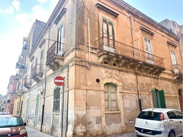appartamento in vendita a Siracusa in zona Borgata
