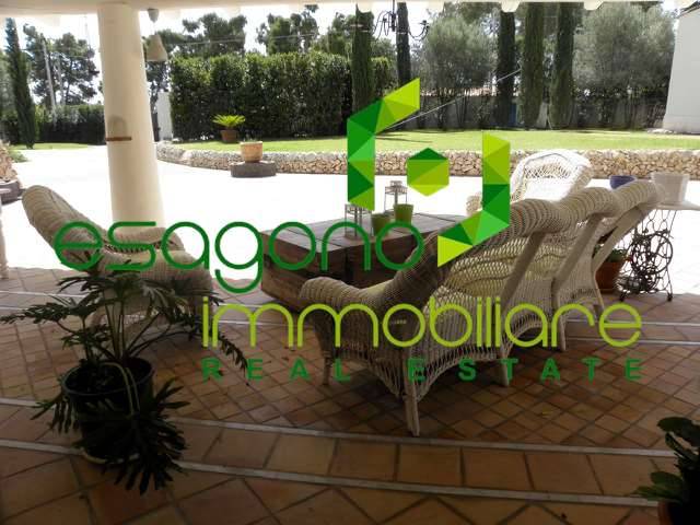 casa indipendente in vendita a Siracusa in zona Fontane Bianche