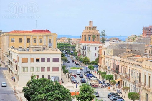 appartamento in vendita a Siracusa in zona Centro Città