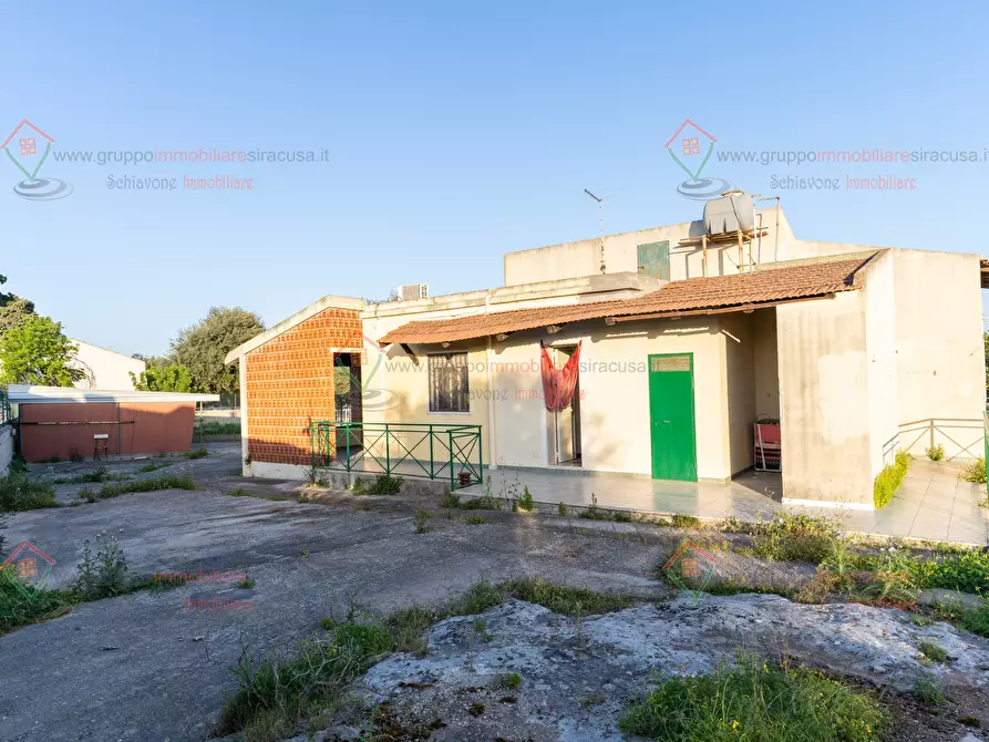 casa indipendente in vendita a Siracusa in zona Fontane Bianche
